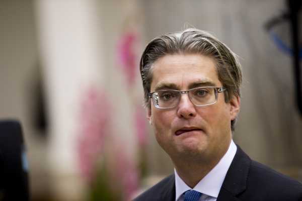 S_ren_Pind__V__844983m