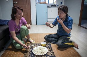 JP-KOREA-articleLarge